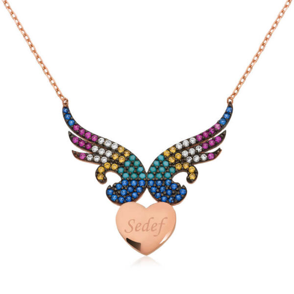 Gümüş Kişiye Özel İsimli Kanatlı Kalp Bayan Kolye